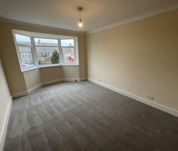 2 bedroom bungalow to rent - Photo 3