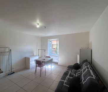 Location Appartement 1 pièce 22m² - Photo 1