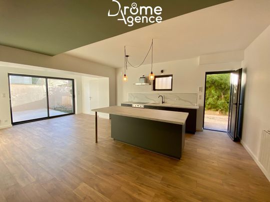 Location Appartement 3 pièces 79m² VALENCE 26000 - Photo 1