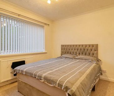 The Dales, Scunthorpe - Photo 3