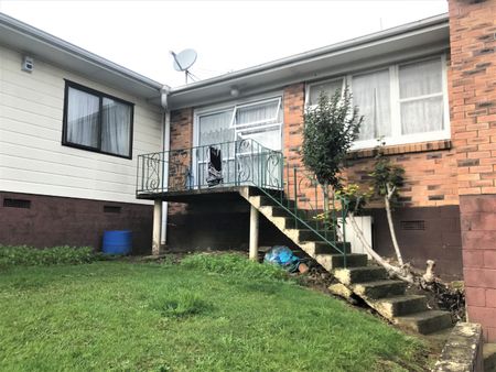 MANUREWA, 1 BEDROOM - Photo 3