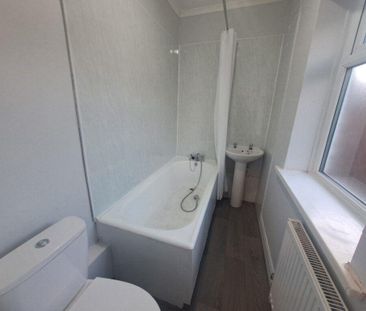 2 bedroom house to rent - Photo 2