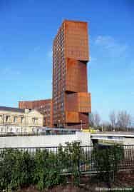 Extra Large High Double Ensuite - Photo 2