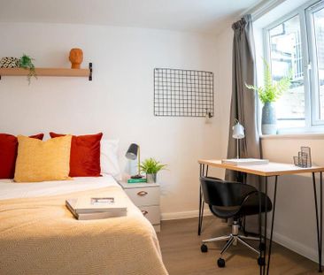 1 bedroom in a house share to rent - Photo 6