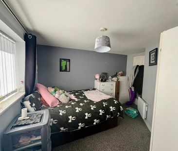 1 bedroom ground floor flat to rent - Photo 3