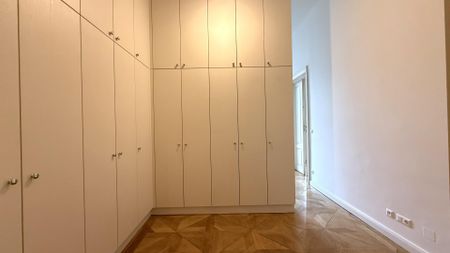 RARITÄT: 6-Zimmer Altbauwohnung am Schubertring!! - Photo 4