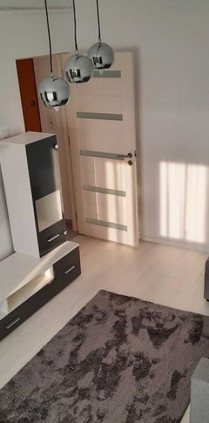 Spre inchiriere garsoniera situata pe Calea Victoriei - Fotografie 1