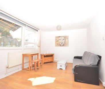 3 bedroom maisonette to rent - Photo 1