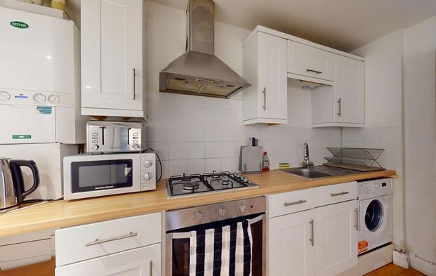 1 bedroom flat to rent - Photo 1