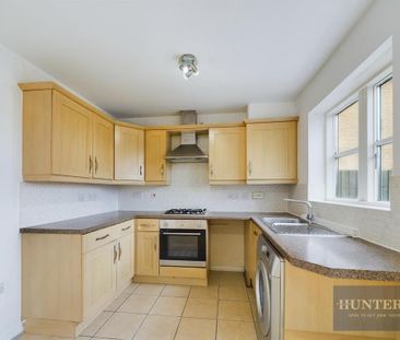 3 bedroom end of terrace house to rent - Photo 3