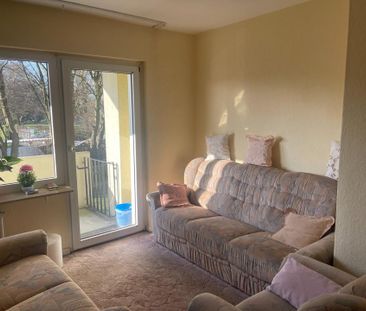 2,5 Zimmer Wohnung im 1. OG mit Balkon - Photo 2