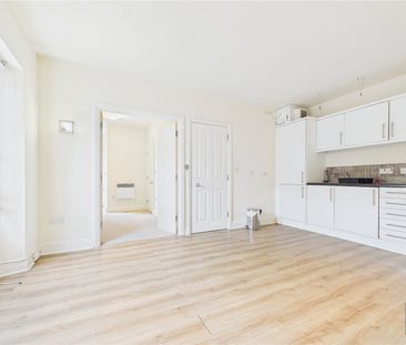 Flat 4 Kingsley House, 139-141 Cotham Brow, Bristol, BS6 - Photo 3