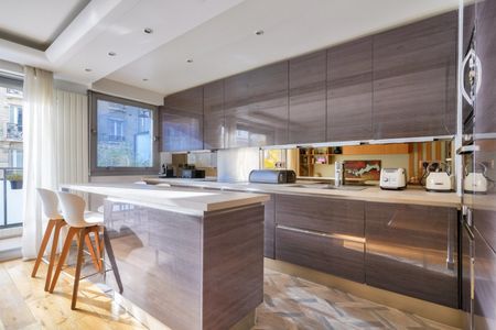 Appartement • Saint James-Général Koenig - Photo 5