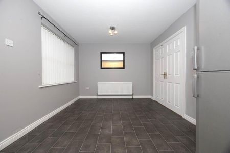 74 Carrigart Manor, Craigavon, BT65 5ET - Photo 4