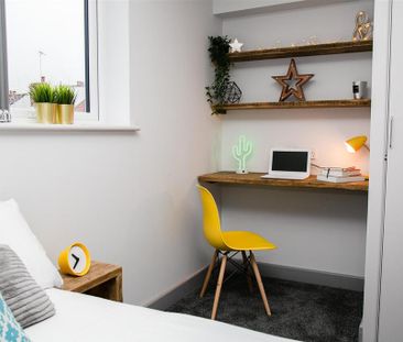 1 bedroom in a house share to rent - Photo 3