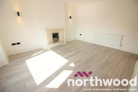 2 bedroom flat to rent - Photo 3