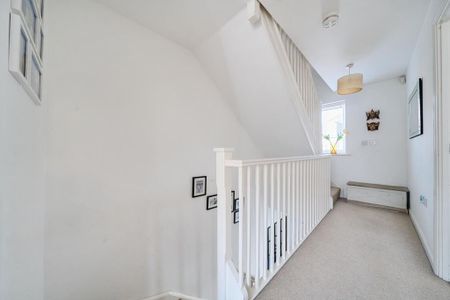 4 bedroom terraced house to rent - Photo 2