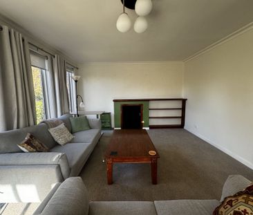 You'll Love, Living Here! - Photo 5
