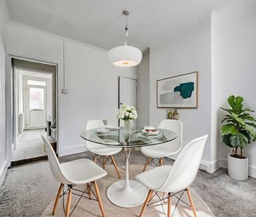 3 bedroom terraced house to rent - Photo 3