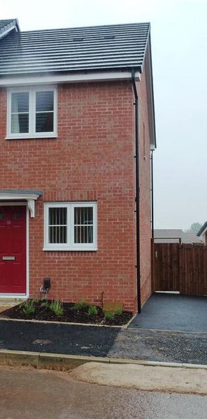 2 bedroom detached house to rent - Photo 2
