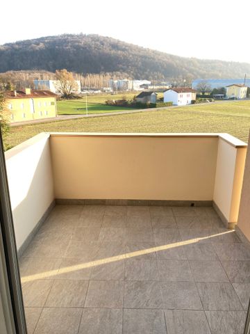 Große 4-Zimmer-Wohnung mit Balkon in Stabio - Photo 5