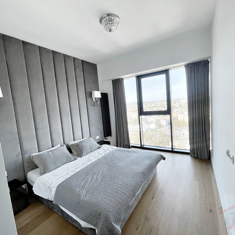 Na wynajem luksusowy apartament w centrum. (429077) - Zdjęcie 1