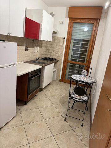 Monolocale con cucina indipendente - Photo 2
