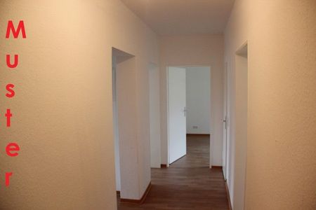 3-Zimmer-Wohnung mit Balkon - vor Einzug frisch saniert und renoviert - Photo 4