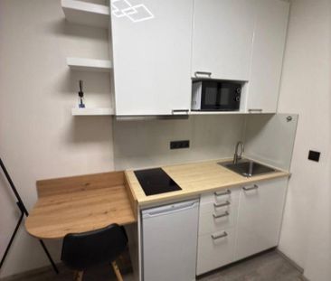Pronájem bytu 1+kk 12 m2 - Fotografie 2
