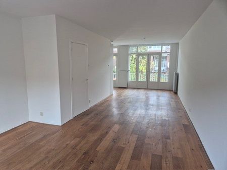 Te huur: Appartement Mr. P.N. Arntzeniusweg 45 in Amsterdam - Photo 2