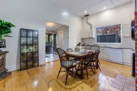 Stylish Central Living with Exceptional Courtyard Entertaining - Photo 3