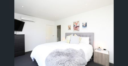 Rare opportunity to secure an amazing property - Photo 3