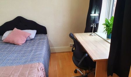 3 Bed End Terrace, Travis Place, S10 - Photo 3