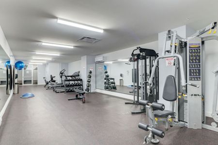 9675 Papineau - Photo 5