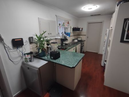 Morphett Vale - Photo 3