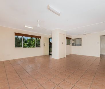 32 Wakeford Street, Aitkenvale QLD 4814 - House For Rent | Domain - Photo 1