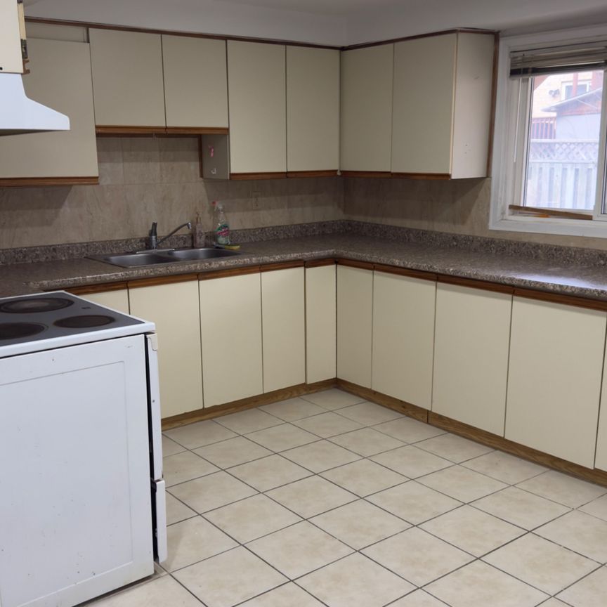 For Lease - 37 Rotherglen Road Unit# Bsmt, Ajax, Ontario - Photo 1