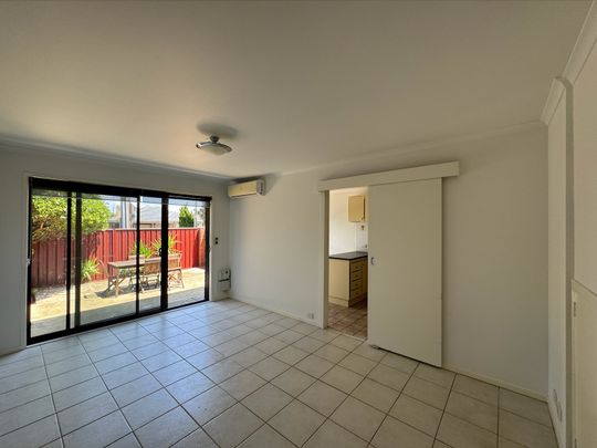 3/76-80 Parer Road, Airport West VIC 3042 - Photo 1
