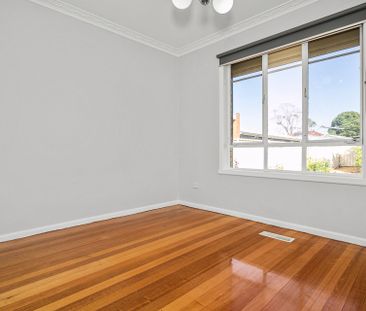 Charming Family Home in an Ideal Location - Photo 3