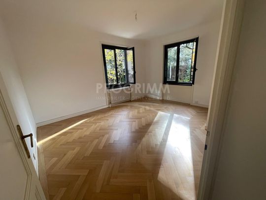 Renovated family home in Chene-Bougeries - 9.5 rooms - Photo 1