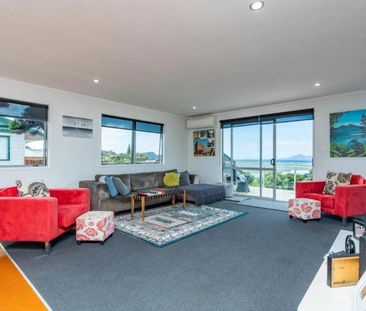 Sunny Home - Photo 1