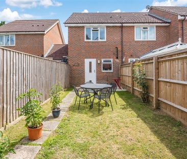 2 bedroom terraced house to rent - Photo 6