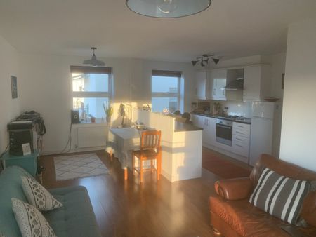 2 Bed Flat, Ashfield Place, BS6 - Photo 3