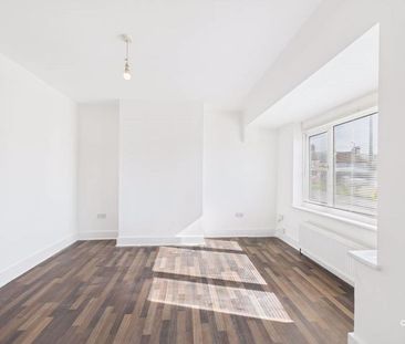 Bevendean Crescent, Brighton BN2 4RB - Photo 2
