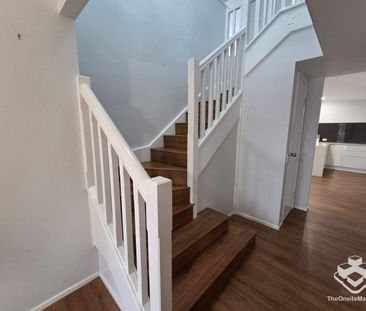 $1550 p/w 5 Bedroom House - Photo 5