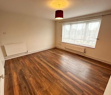 Kingsland, Harlow - Photo 2