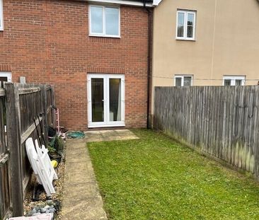 Sunderland Close - Photo 3