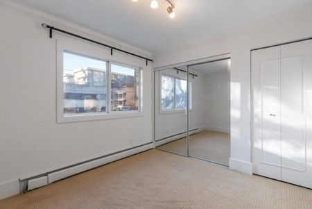 Edmonton Unfurnished Condo Rental in Oliver - Modern Living 1 Bed Condo in Oliver | Steps to Jasper Ave & Downtown | Spacious & Bright - Photo 5