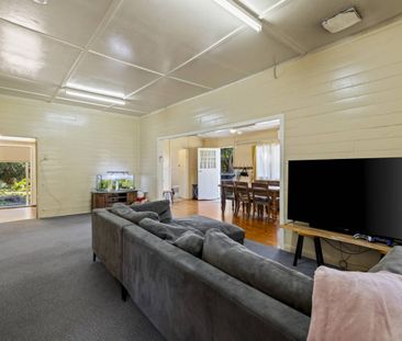 Tidy Colonial Home on Acreage - Photo 2