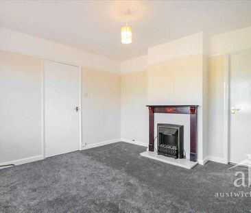 Holly Lane, Ipswich, IP5 - Photo 1